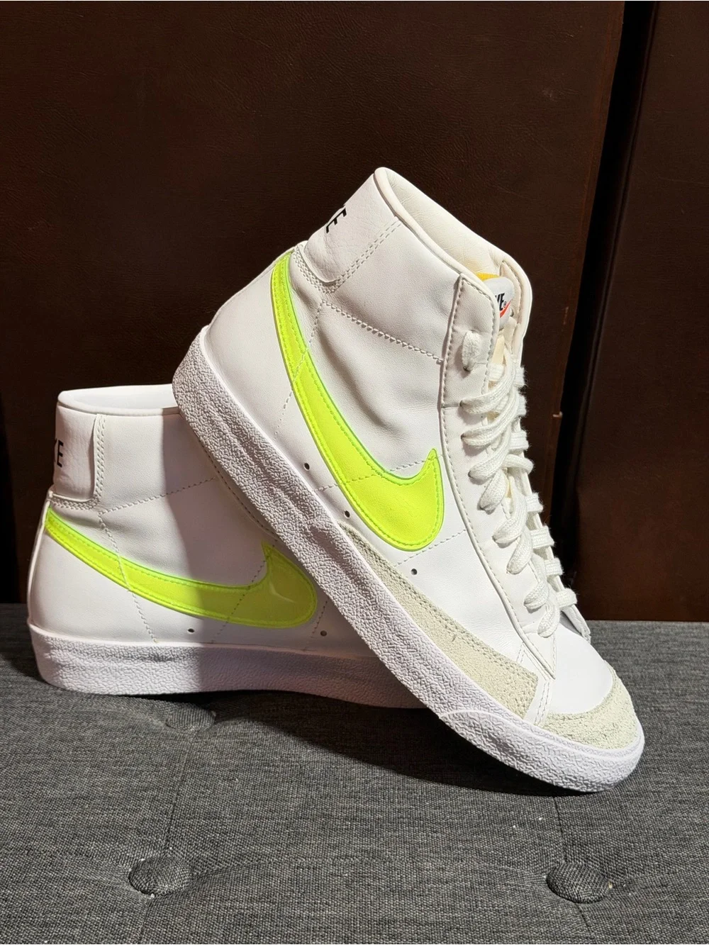 Nike Blazer Mid 77 White Lemon Venom Neon High Top Sneakers Women's Size 9